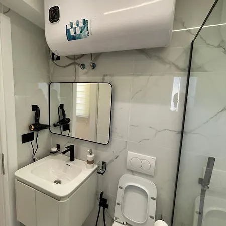 Couple's Modern Apartmán Tirana